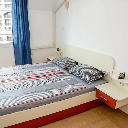 Joy In Top Center With Parking Apartament
